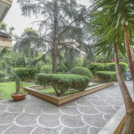公寓 La Terrazza Nel Vicino Metro Cornelia *