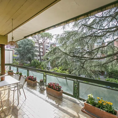 La Terrazza Nel Vicino Metro Cornelia 罗马